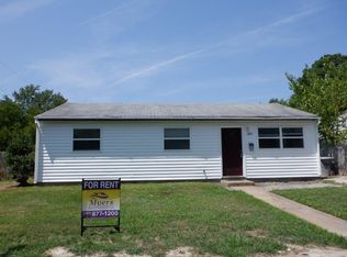 1601 Grimes Rd, Hampton, VA 23663