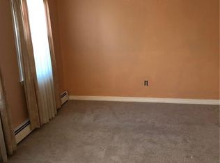 18 Jenny Ln, Oxford, CT 06478