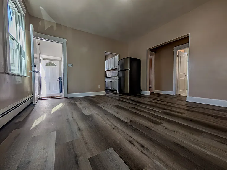 366 Academy Ave #1 — Photo 16