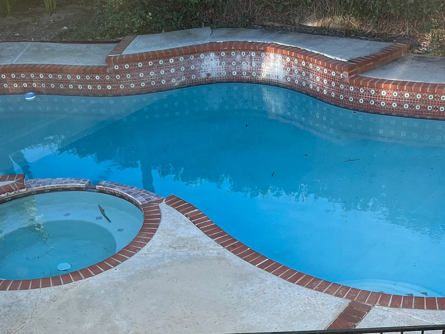 3126 S Rene Dr — Photo 2