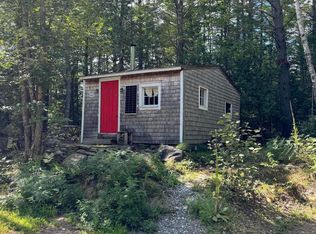 452 Hostile Valley Rd, Palermo, ME 04354