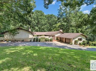 645 Plantation Rd, Martinsville, VA 24112