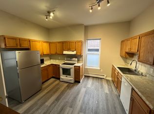 405 3rd St #2, Troy, NY 12180