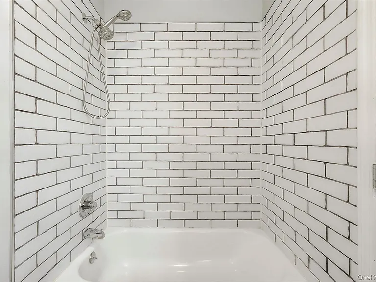 30 Center St — Photo 19