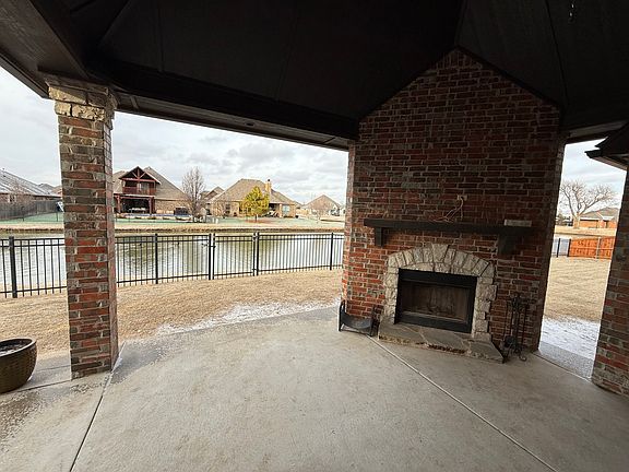 Back porch & Pond