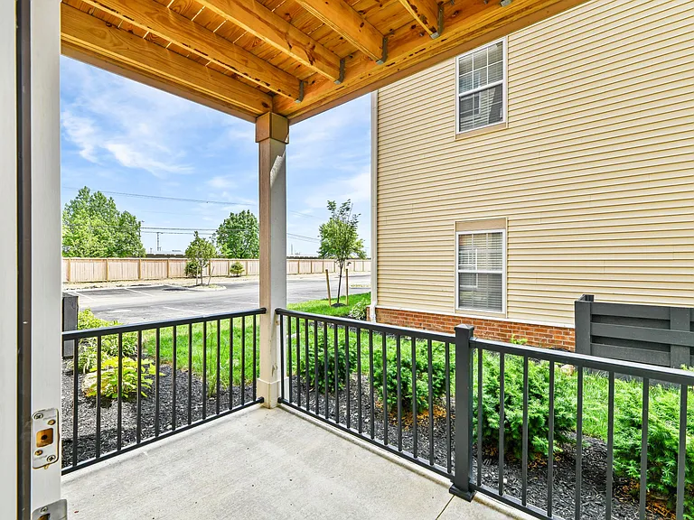 Austin Place Apartments — Photo 15