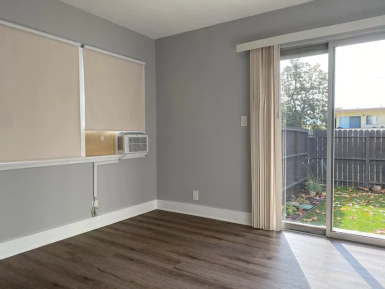 137 N Myrtle Ave #1 — Photo 12