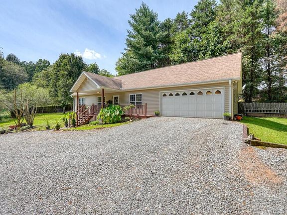 4th image of 862 Fairview Church Rd