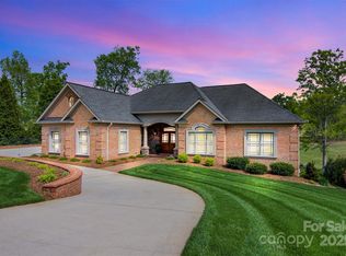 89 Wexford Point, Hickory, NC 28601