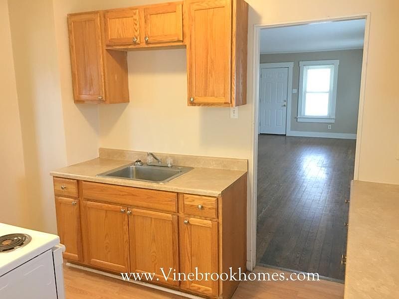 1st image of 23 Elm Ave