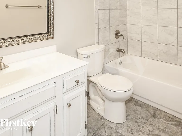 7795 Kenetta Ct — Photo 13
