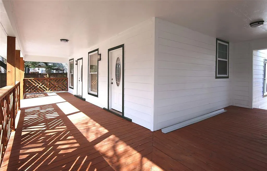 2 bed, 1.0 bath, 1095 sqft, $1,550 — Photo 4