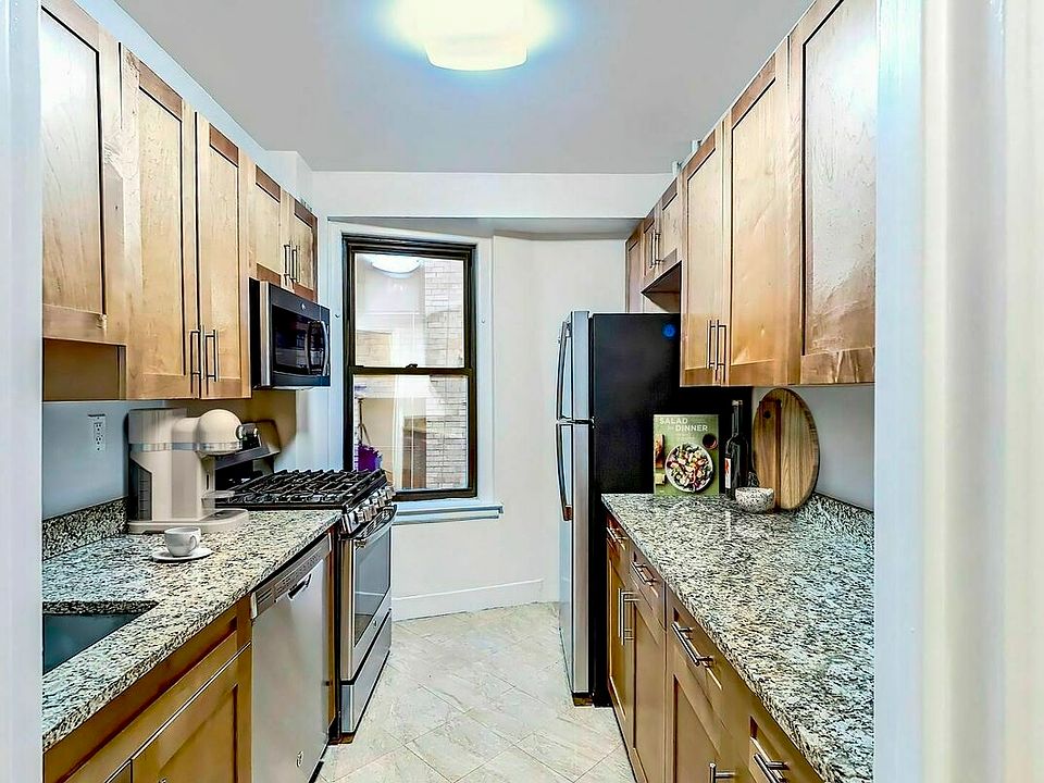 1st image of 404 E 55th St APT 9C