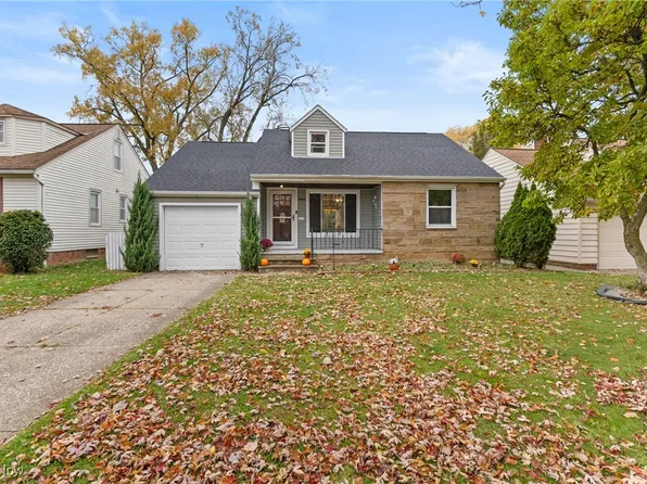 7444 Briarcliff Pkwy, Middleburg Heights, OH 44130