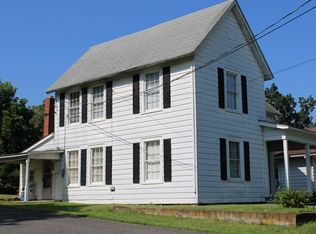 833 Front St, Pulaski, VA 24301