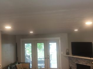 44 Breezy Knoll Ln, Lake Saint Louis, MO 63367