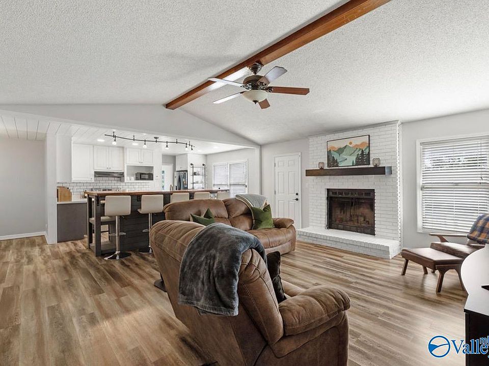 1st image of 107 Nicole Way
