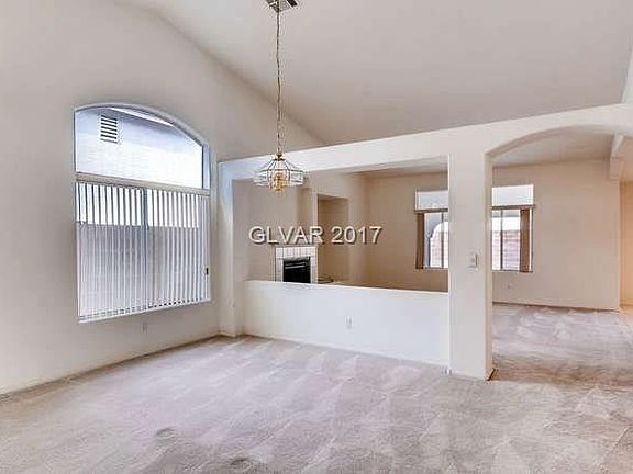 3rd image of 1547 Tangerine Rose Dr