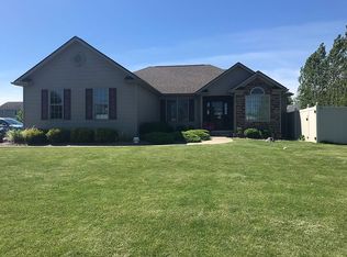 2612 Rishan Ct, Niagara Falls, NY 14304