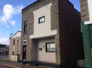 59 6th St, McMechen, WV 26040