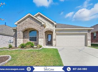 2560 Eden Creek Dr, Fort Worth, TX 76179