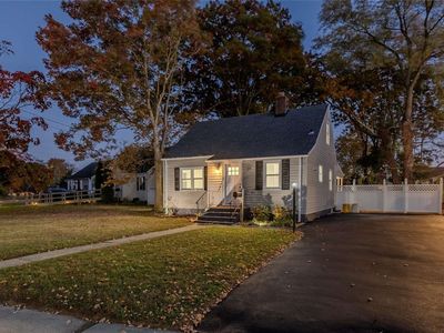27 Francine Avenue, Massapequa, NY, 11758