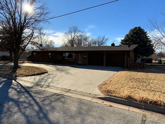 4th image of 721 Woodland Ave