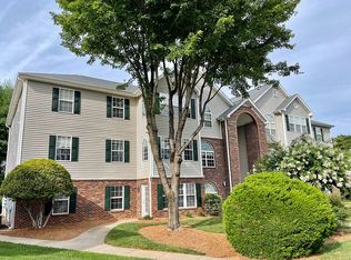 714 Scholastic Ct, Winston Salem, NC 27106