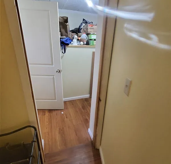 518 Lawrence St — Photo 37