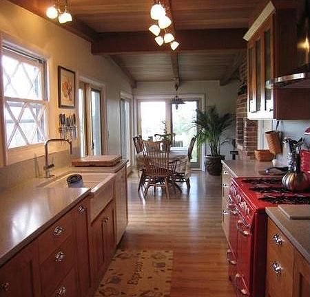 4th image of 4951 Glen Echo Way