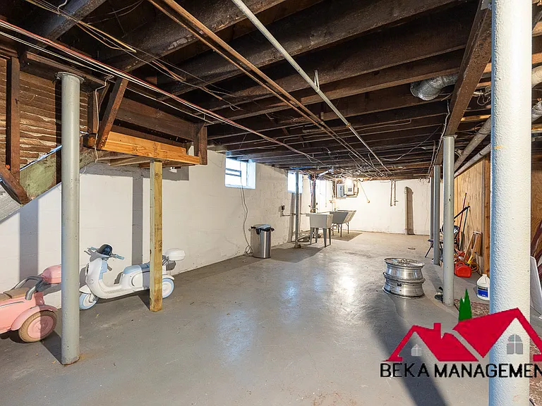 17158 Greenlawn St — Photo 20