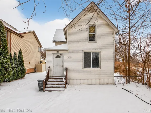 843 Orange St, Wyandotte, MI 48192