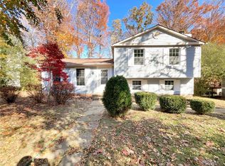 1125 Oldbury Rd, Midlothian, VA 23113