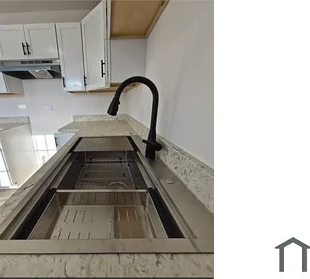 225 McKool Ave — Photo 6