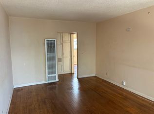 11926 York Ave APT B, Hawthorne, CA 90250