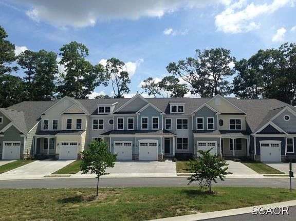 1st image of 20036 Bluff Point Dr #6E