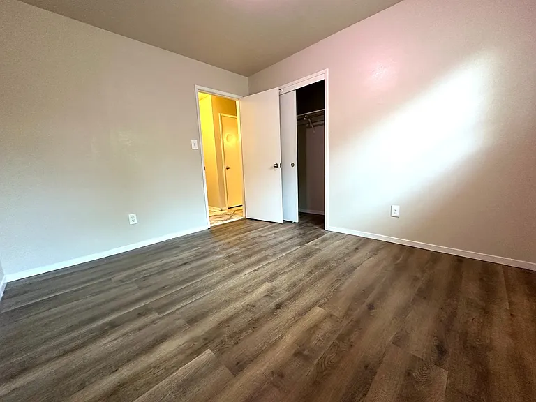 609 Fort Sumpter Dr — Photo 15