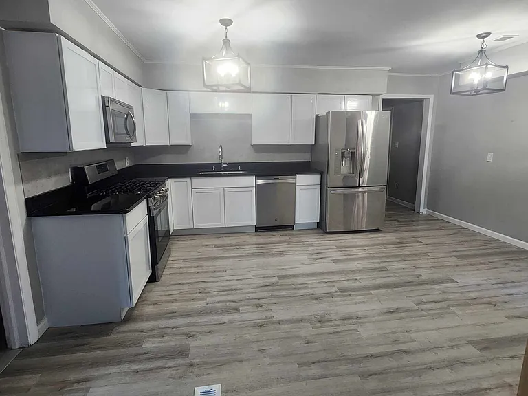 6113 Warner Rd — Photo 23