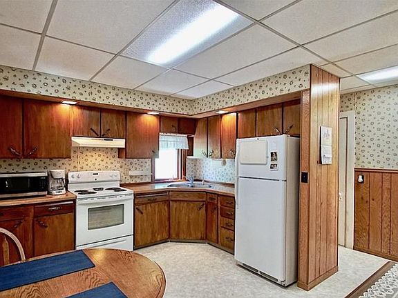 4th image of 543 10th St