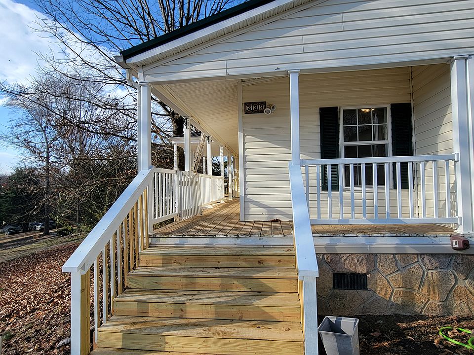 1st image of 339 Rolling Meadows Dr