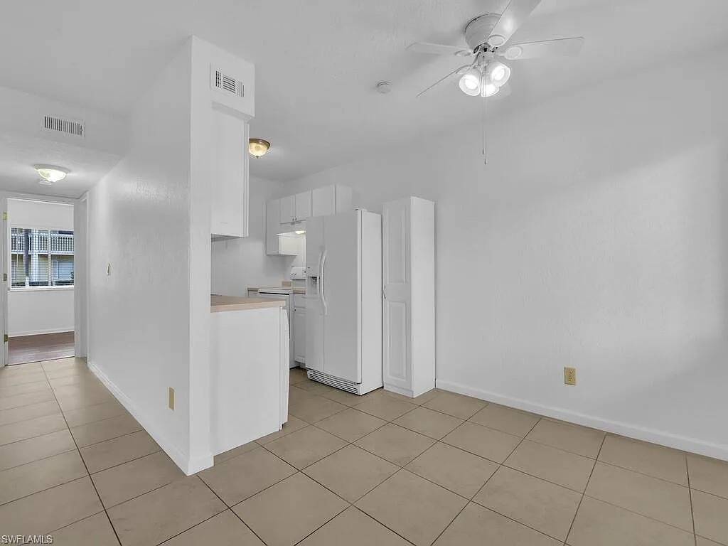 2 bed, 2.0 bath, 886 sqft, $1,600 — Photo 4