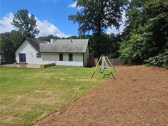 4th image of 530 Morgan Springs Ct