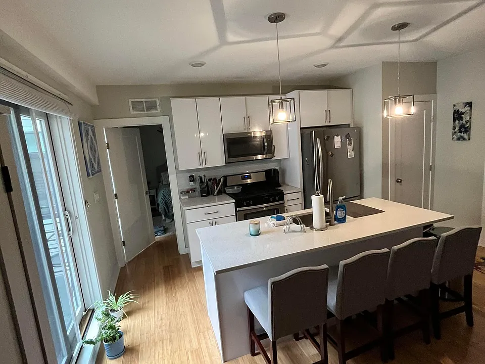 1711 Fairmount Ave #3