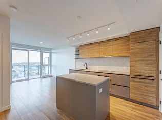 10448 University Dr #3212, Surrey, BC V3T1V6