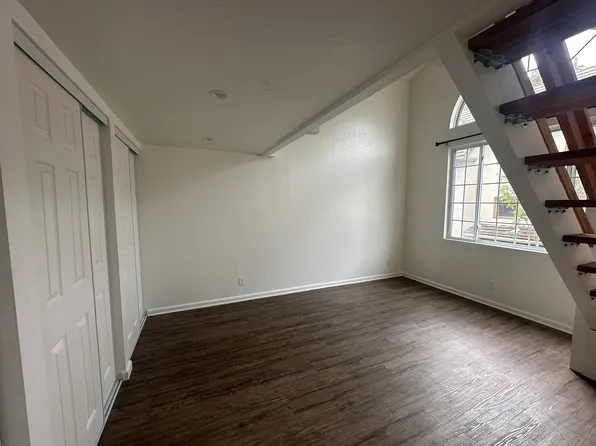 305 Ladera St APT B, Santa Barbara, CA 93101