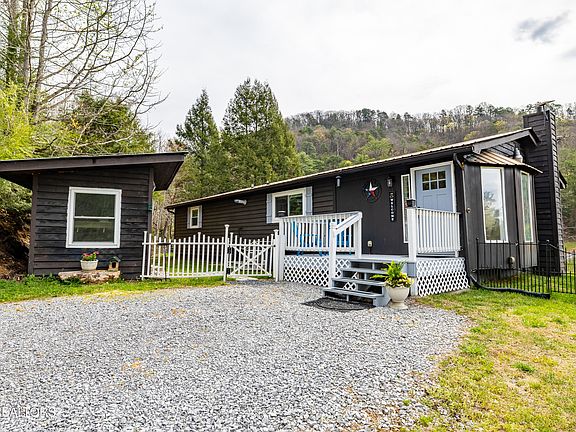 2nd image of 3881 Richardson Cove Rd