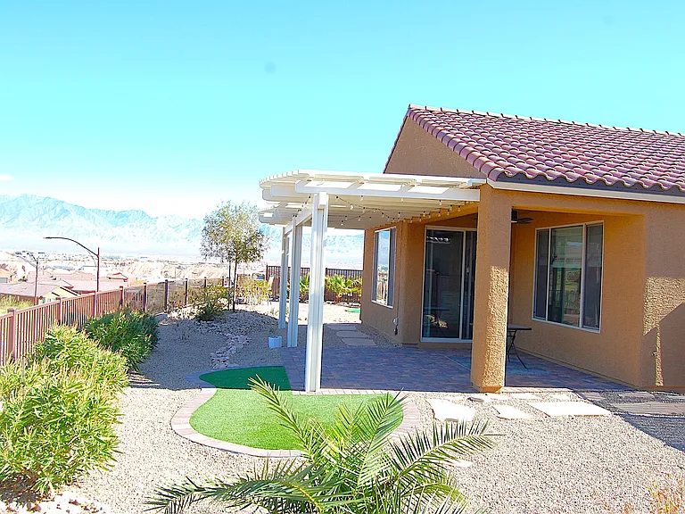 929 Flagstone Blf — Photo 1