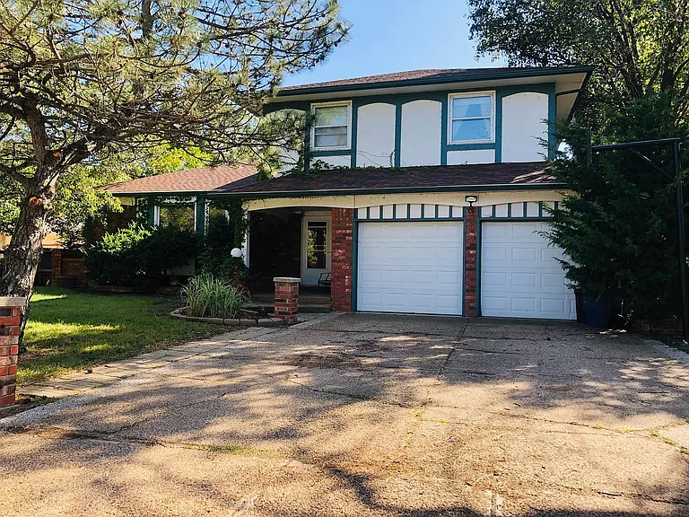 10413 W Bartlett St — Photo 16