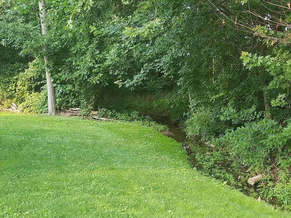 2nd image of 67 Charter Oak Dr