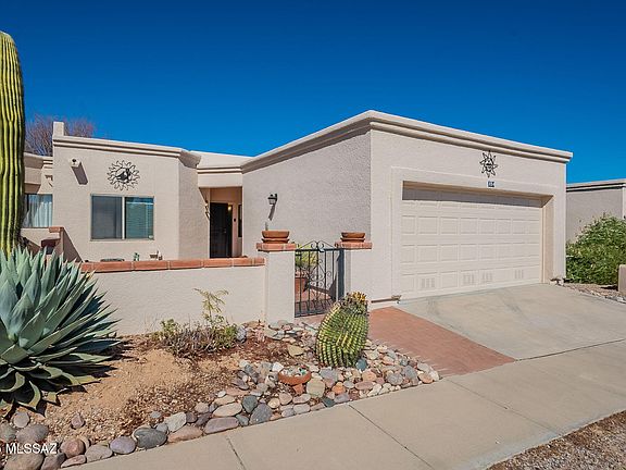 3rd image of 954 W Calle De Emilia